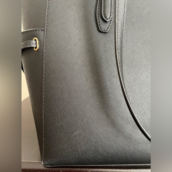 Michael Kors Large Tote Bag - Picture 11 of 12